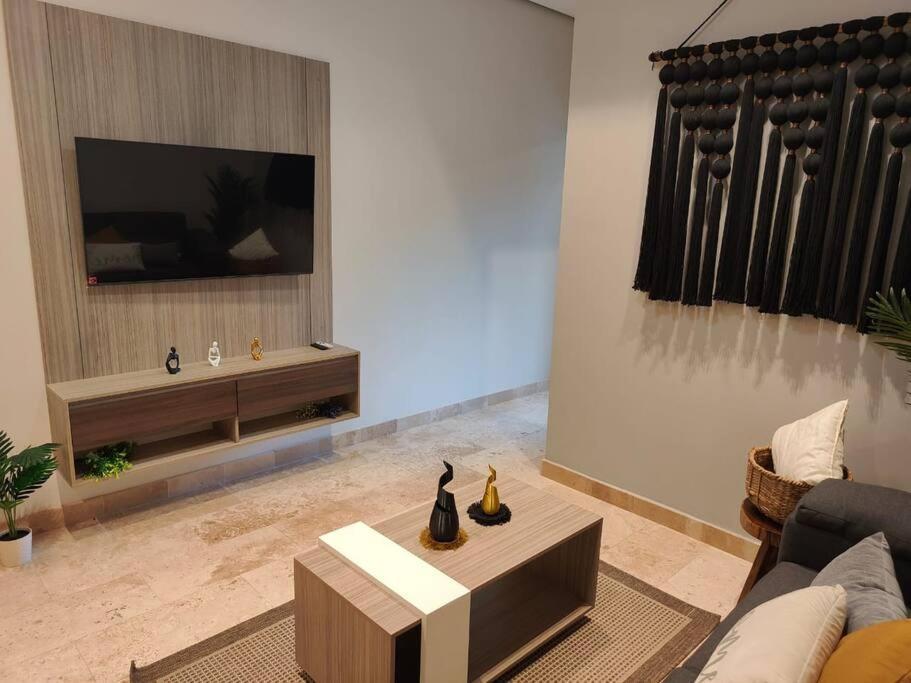 A Pasos De La Playa, Con Terraza Y Jacuzzi Apartment Tulum